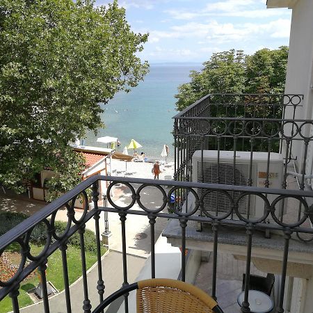 Apartments Zlatko Delic Ika Eksteriør billede